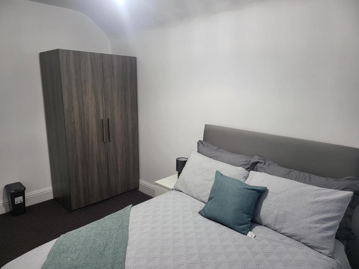 Spacious & Cosy Holiday Home In Manchester Zewnętrze zdjęcie