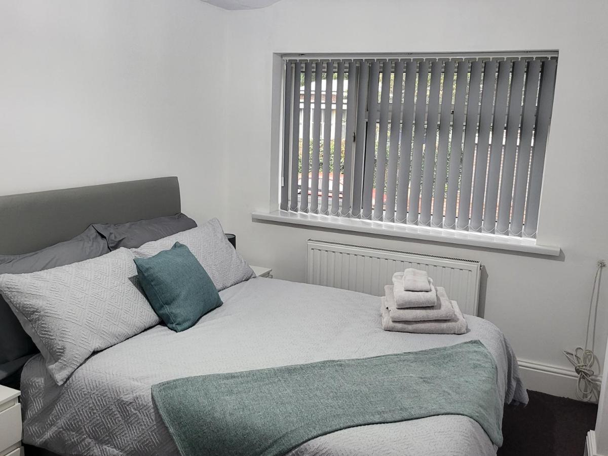Spacious & Cosy Holiday Home In Manchester Zewnętrze zdjęcie